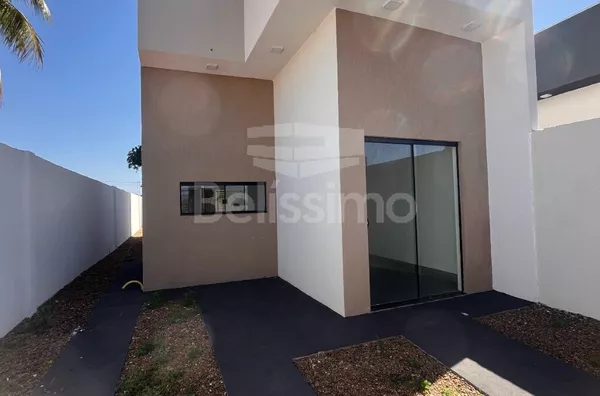 Casa bairro Bela Vista da Lagoa, bem localizada. Casa contendo, 2 (Dois) Quartos, sendo 1 (Uma) suíte, 2 (Dois) Banheiros, Sala de TV, Cozinha, Lavanderia  e garagem para dois carros.