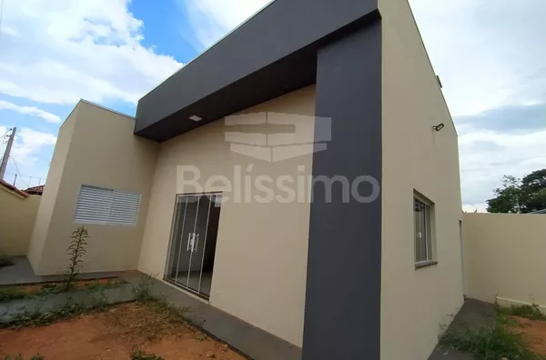 Casa para venda 2 quarto(s) sendo  1 suíte, sala, cozinha ampla com churrasqueira, banheiro social, lavanderia coberta.