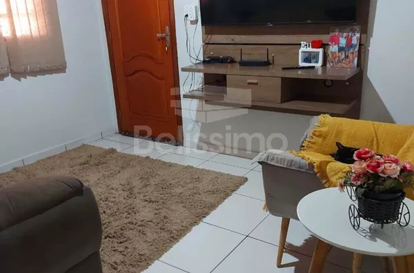 Casa para venda, 3 quarto(s),  Vila Piloto, Três Lagoas