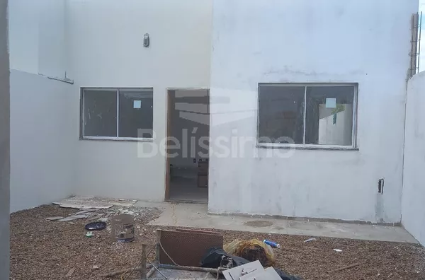 Casa á venda no bairro Nova Três Lagoas. contendo 02(dois) quartos, 01(uma) sala de estar, 01(um) hall, 01(um) banheiro social, 01(uma) cozinha, 01(uma) lavanderia coberta, garagem para 2 carros 