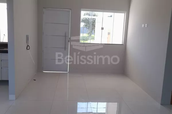 Casa para venda 2 quarto(s), sendo 1 suíte, sala, cozinha , banheiro social, lavanderia coberta e garagem 1 carro.