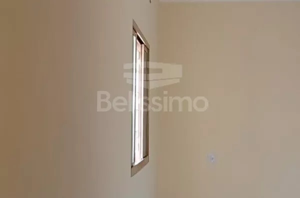 Casa localizada no bairro Jardim das acácias , com 2(dois) quarto(s), 1(Uma) sala, 1 (Uma) cozinha, 1(um) banheiros, 1(Uma) lavanderia e garagem para 1(Um) carro.