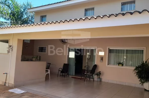 Linda Sobrado no bairro Vila Nova.