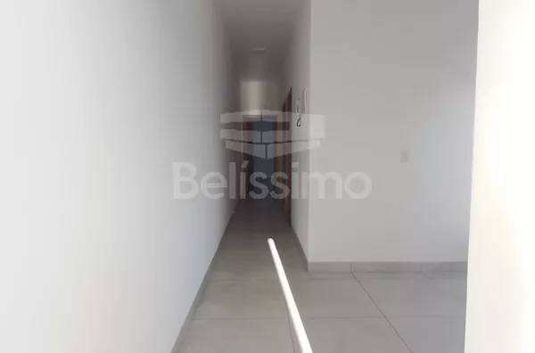 Casa com excelente localização no Bela Vista da Lagoa. Casa Contendo: 03 (Três) Quartos, sendo 01 (Uma) Suíte, 01 (Uma) Sala com pé direito amplo, 01 (Uma) Cozinha, 3 (três) Banheiros, 01 (Uma) Área de serviço coberta, Garagem para 02 carros