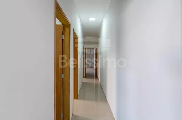 Casa para venda 2 quarto(s), sendo 1 suíte, sala, linda cozinha planejada, banheiro social, lavanderia coberta.