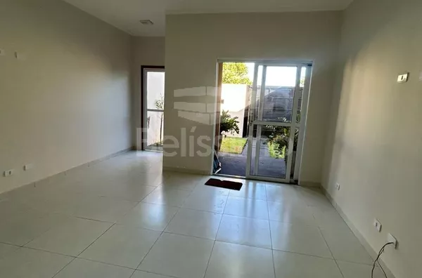 Casa localizada no bairro Bela Vista da Lagoa contendo: 03 (Três) quartos, sendo 02 (duas) suítes, 03 (Três) banheiros, 01 (uma) sala de TV, 01 (uma) cozinha, 01 (uma) área gourmet  e com garagem para 1 carro. 