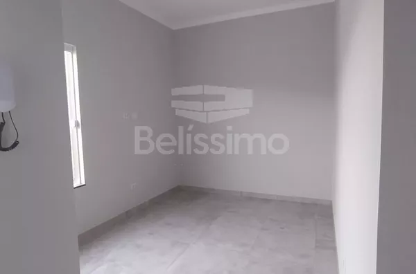 Casa para venda, 2 quarto(s), sendo 1 suíte, sala, cozinha,  garagem e lavanderia coberta. 