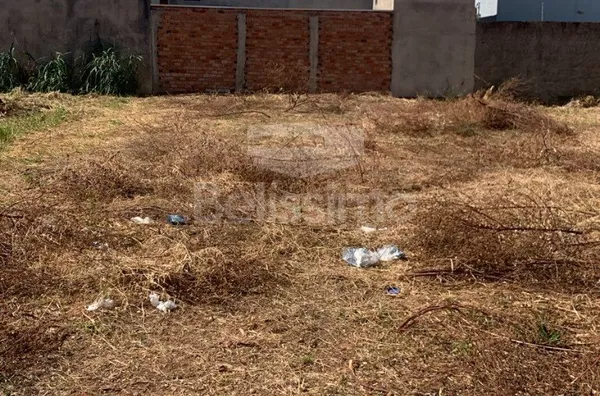 Terreno com excelente localização, 12 minutos do centro, próximo ao Hospital Regional, shopping, posto de combustível, posto de saúde, escola, supermercado, bombeiros.  Medindo 225m²