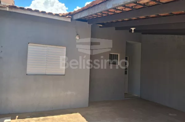 Casa com excelente localização no Jardim Guaporé. Casa Contendo: 02 (Dois) Quartos, 01 (Uma) Sala de TV, 01 (Uma) Cozinha, 01 (Um) Banheiros, 01 (uma) Área de serviço coberta, Garagem 