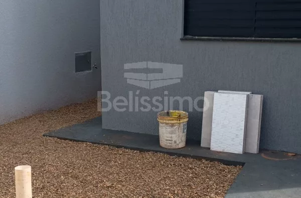 Ótima oportunidade no bairro Bela Vista. Casa de 02 (Dois) Quartos sendo 01 (Uma) suíte, 02(Dois) Banheiros, 01(uma) Sala,01 (uma) Cozinha, 01 (uma) Área de serviço coberta, Garagem para 2 carros.