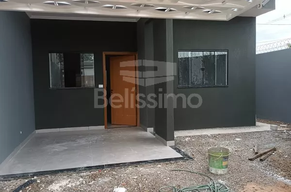 Casa para venda 2 quarto(s) sendo  1 suíte, sala, linda cozinha, banheiro social, lavanderia coberta, garagem para 2 carros.