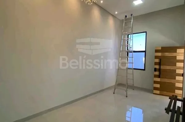 Casa para venda, bairro Bela Vista, contendo: 3 quarto(s) sendo 1 suíte, sala ampla, cozinha c/ planejados, 2 banheiros c/ planejados, lavanderia coberta, área de churrasco, e garagem p/ 3 carros