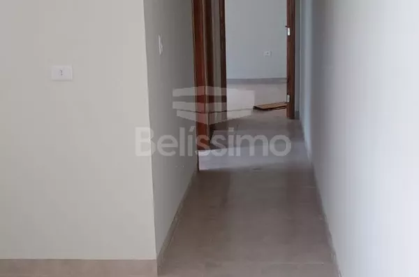 Casa localizada no bairro Setsul, Com acabamento de qualidade, contendo os seguintes cômodos: 02(dois) quartos, 01 banheiro, 01 (uma) cozinha, 01 uma) sala TV. 1(uma) lavanderia coberta, garagem  para 2 carros. 