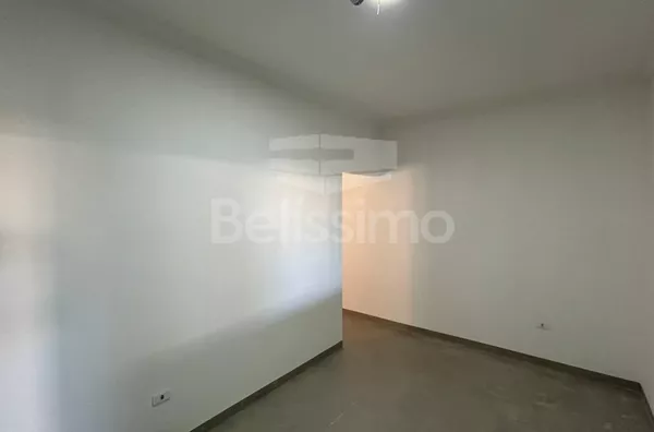 Casa para venda 3 quarto(s) sendo 1 suíte, sala ampla, linda cozinha, banheiro social, lavanderia coberta, área de churrasco, fogão a lenha e piscina.