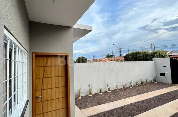 Casa com excelente localização no Jardim Guaporé. Casa Contendo: 02 (Dois) Quartos, 01 (Uma) Sala de TV, 01 (Uma) Cozinha, 01 (Um) Banheiros, 01 (uma) Área de serviço coberta, Garagem para 1 carro.