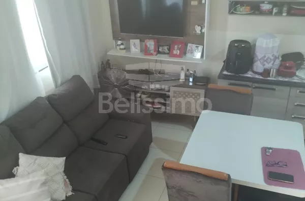 Casa bem localizada a 5 minutos do centro no Jardim Alvorada 