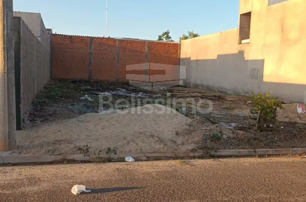 Terreno com excelente localização, 10 minutos do centro, medindo 12x22,5, totalizando 270m²