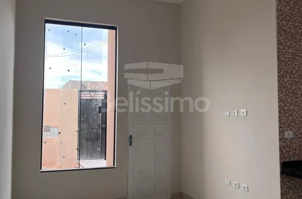 Casa no Nova Três Lagoas , contendo os seguintes cômodos: 02 (dois) quartos, 01(um) banheiros, 01 (uma) cozinha, 01 (uma) sala TV. 1(uma) lavanderia, garagem