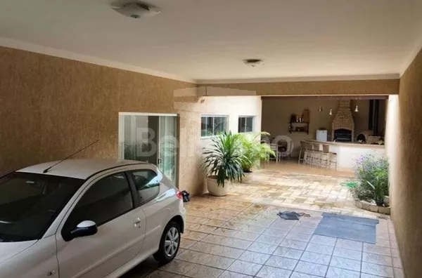 Sobrado na Melhor Localização de Andradina, casa em local privilegiado!  