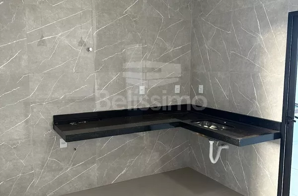 Casa para venda, 3 quarto(s),  sendo 1 suíte, sala, cozinha lavanderia coberta e garagem para 2 carros.