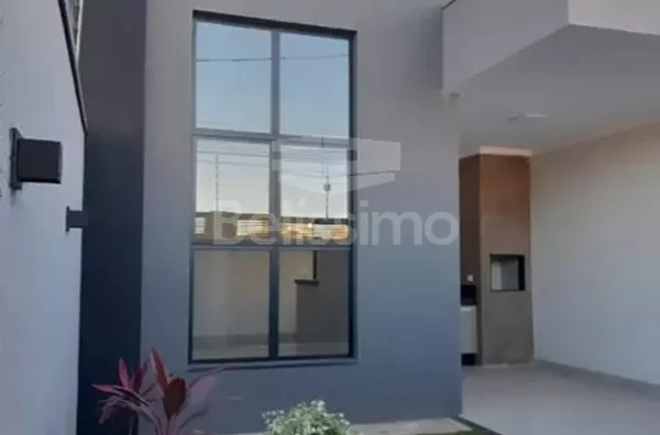 Casa para venda, 3 quarto(s),  sendo 1 suíte, sala, cozinha lavanderia coberta e garagem para 2 carros.