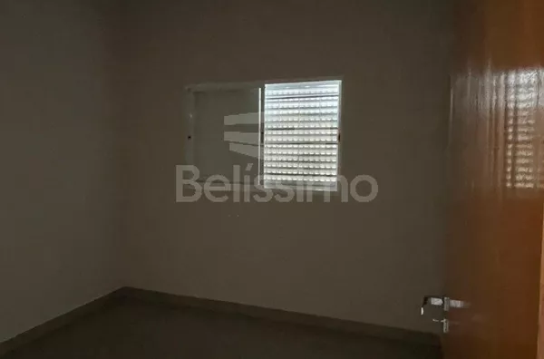 Casa bairro Bela Vista da Lagoa, bem localizada. Casa contendo, 2 (Dois) Quartos, sendo 1 (Uma) suíte, 2 (Dois) Banheiros, Sala de TV, Cozinha, Lavanderia e garagem para dois carros.