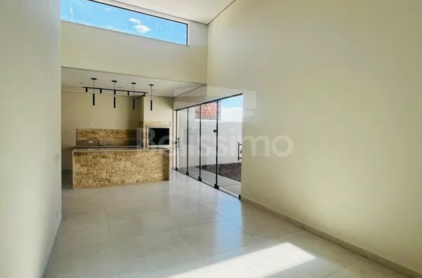 Linda casa no bairro Jardim Nova Europa, casa bem localizada a 5 minutos do centro!