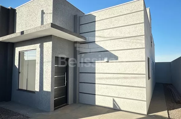 Casa para venda 2 quarto(s) sendo 1 suíte, sala, cozinha  banheiro social, lavanderia coberta e garagem para 2 carro.