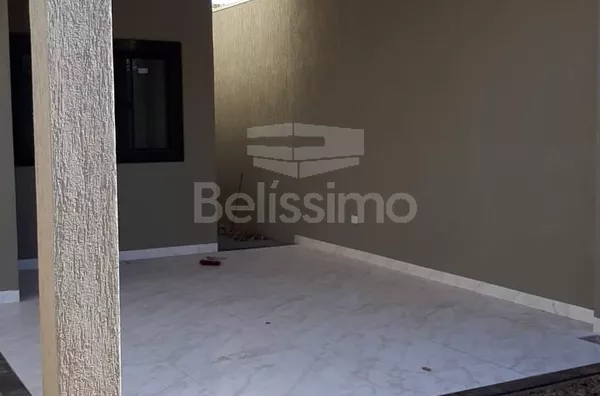 Casa com excelente localizada no Parque São Carlos Casa de 3 quartos, sendo 1 suíte, 01(uma) sala de TV, 01 (uma) cozinha, 01 (uma) área de serviço coberta, 02 (dois) banheiros com box e garagem para 2 carros.