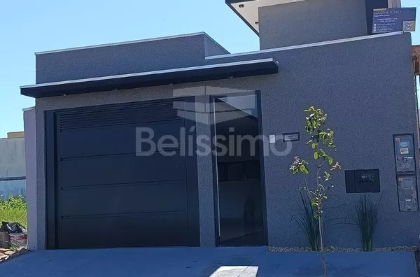 Linda casa no bairro Nova Três Lagoas, casa bem localizada. Casa contendo, 2 (Dois) Quartos, sendo 1 (Uma) suíte, 2 (Dois) Banheiros, Sala de TV, Cozinha, Lavanderia e garagem