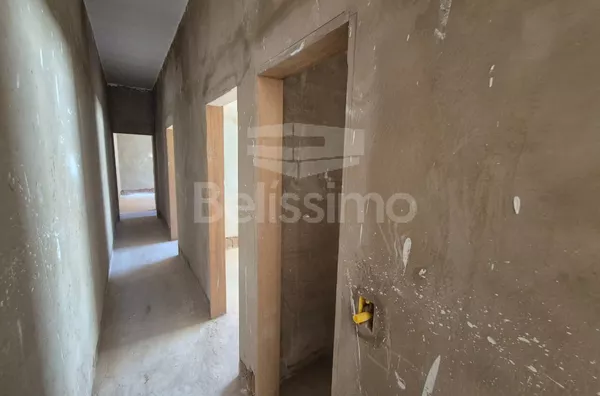 Casa no bairro Carandá com 03(Três) quarto(s), 1(Uma) sala, 1 (Uma) cozinha funcional, 1(Um) banheiro e garagem para até 3 carros. - Foto 6