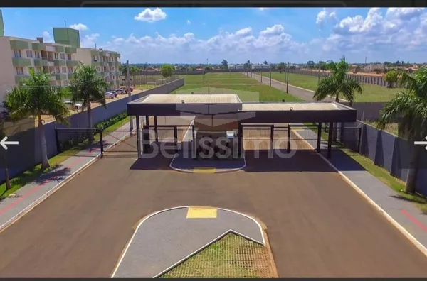 Terreno a Venda, Localizado: Condomínio Sun Lake