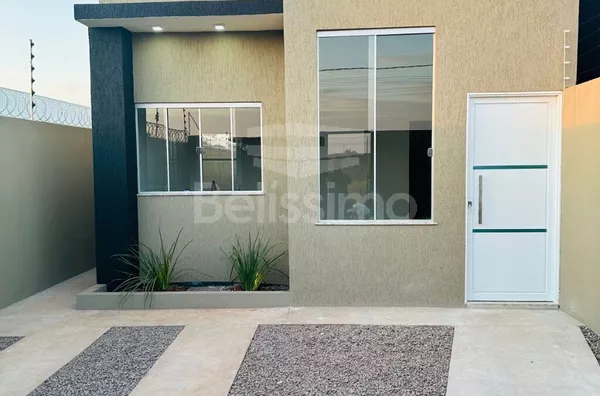 Casa localizada em Três Lagoas MS no bairro: Nova Três Lagoas , contendo os seguintes cômodos: 3(três) quartos, sendo 01 (uma) suíte, 01 (um) banheiro social,  01 (uma) cozinha, 01 (uma) sala TV com pé direito alto, 1(uma) lavanderia coberta, garagem  par