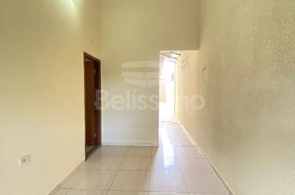 Casa bem localizada a 5 minutos do centro no Residencial Quinta Da Lagoa. 