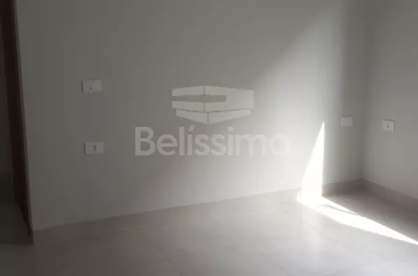 Casa á venda no bairro Bela Vista da Lagoa. contendo 02(dois) quartos, sendo uma suíte, 01(uma) sala de estar, 01(um) hall, 01(um) banheiro social, 01(uma) cozinha, 01(uma) lavanderia coberta, garagem para 2 carros . Obs: Espaço para ampliação.  Área Cons