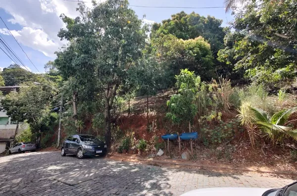 Terreno de 374,53 m2, para venda Paraíso Cachoeiro de Itapemirim