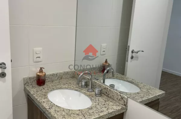 Apartamento para venda com 2 dormitórios, com vista para piscina 