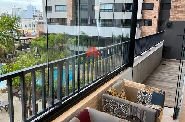 Apartamento a venda com 2 quartos, em um condomínio resort ao lado da estação brás.