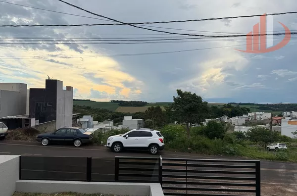 CASA NOVA PARA LOCAÇÃO NO BAIRRO FRARON EM PATO BRANCO/PR