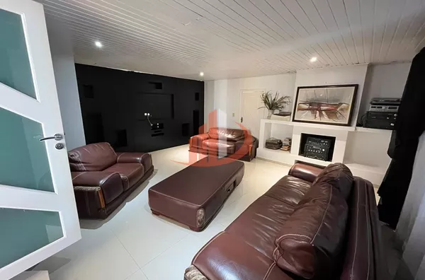 CASA DE ALTO PADRÃO PARA VENDA NO BAIRRO LA SALLE - Foto 17