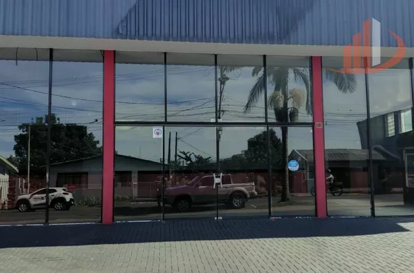 SALA COMERCIAL COM 320M² PARA LOCAÇÃO NO CENTRO DE PATO BRANCO/PR