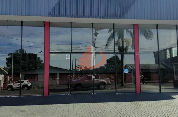 SALA COMERCIAL COM 320M² PARA LOCAÇÃO NO CENTRO DE PATO BRANCO/PR
