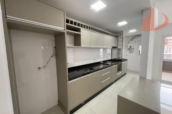 APARTAMENTO SEMIMOBILIADO À VENDA EM PATO BRANCO/PR