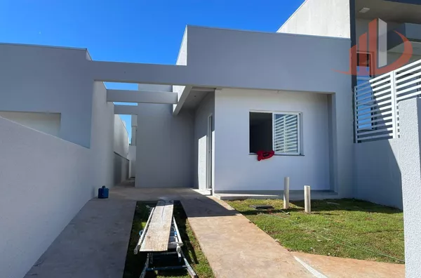 CASA COM 75m² NO BAIRRO FRARON (CASA 02) A VENDA EM PATO BRANCO/PR