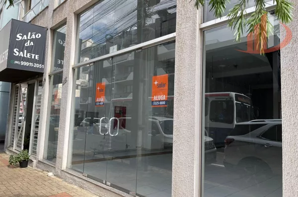 SALA COMERCIAL COM 180m² NO CENTRO DE PATO BRANCO PARA LOCAÇÃO