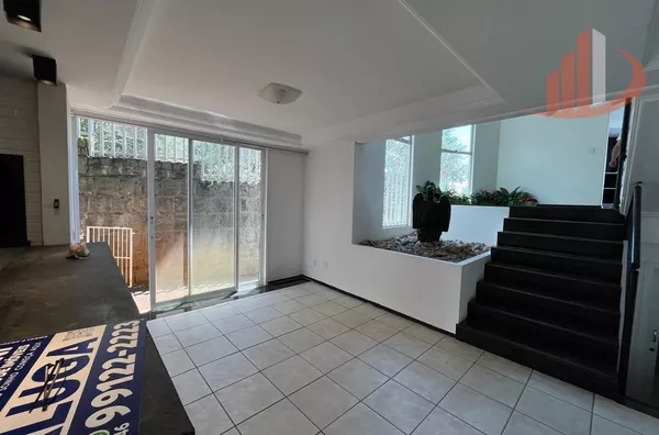 CASA ALTO PADRÃO PARA LOCAÇÃO RESIDENCIALOU COMERCIAL EM ÓTIMA LOCALIZAÇÃO EM PATO BRANCO/PR