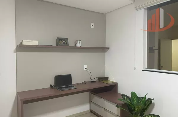 CASA COM 170m² EM FRANCISCO BELTRÃO/PR