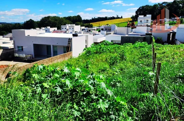 VENDE-SE TERRENO NO BAIRRO VILA MATILDE EM PATO BRANCO!