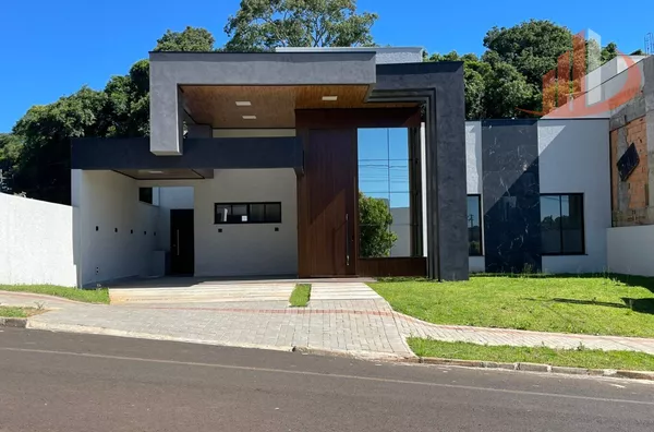 CASA ALTO PADRÃO COM 255m² À VENDA EM PATO BRANCO/PR
