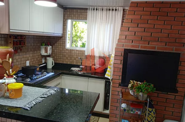 CASA COM 390m² NO BAIRRO LA SALLE EM PATO BRANCO/PR - Foto 11